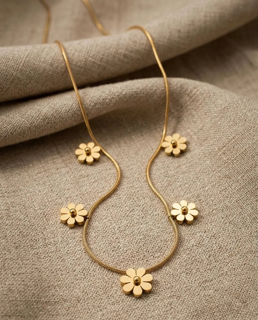 Daisy Bloom Anti-Tarnish Chain Set