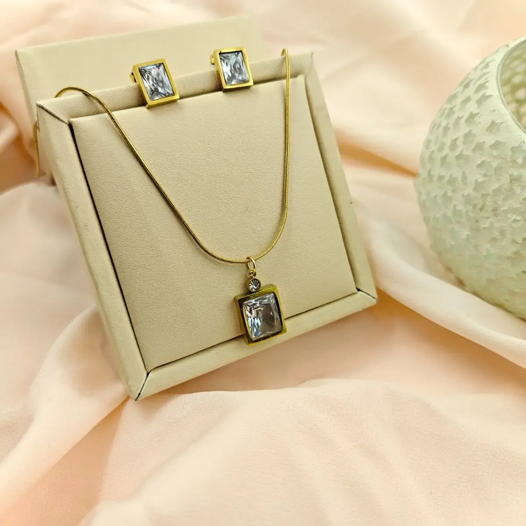 Celeste Spark Anti-Tarnish Chain Set